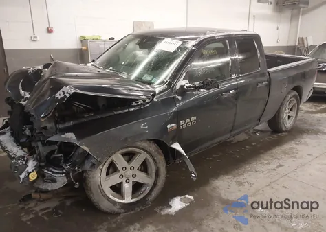 2015 Ram 1500 Express z USA, uszkodzony, nr VIN 1C6RR7FT9FS733238